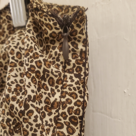 Dress with zipper closure - Picture 4 of 5